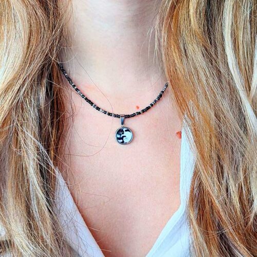 Collier perles rocaille pendentif Chat Yin Yang collier en perles de rocaille femme La Manche Miniature pendentif chat noir et blanc